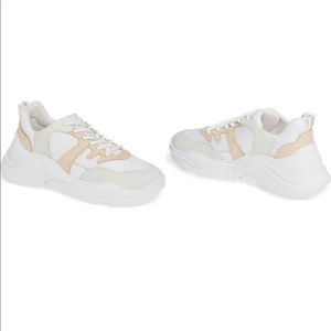Schutz Jackye Sneakers
